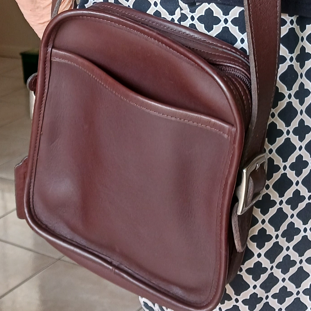 PRISTINE LIMITED EDITION COACH VINTAGE CAMERA BAG,  UNISEX